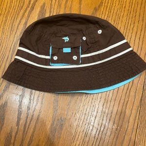 Carter’s bucket hat